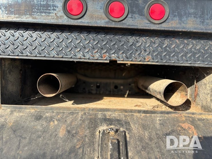 2007-international-durastar-4300-image-10