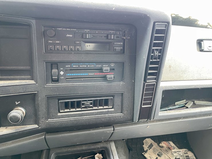 1991-jeep-cherokee-image-50