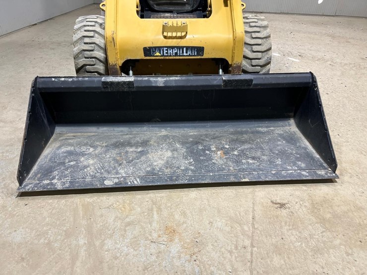 caterpillar-272c-image-9