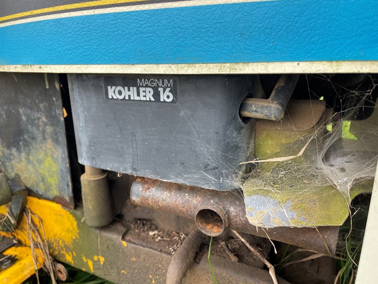 #9624-•-cub-cadet-1615-riding-lawn-mower-image-17