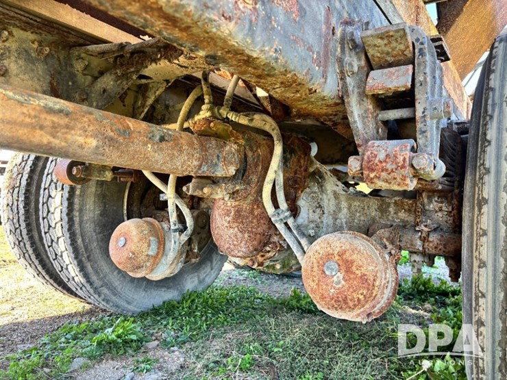 2007-kenworth-t800-image-29