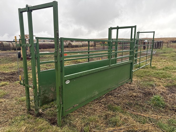 powder-river-working-alley-image-1