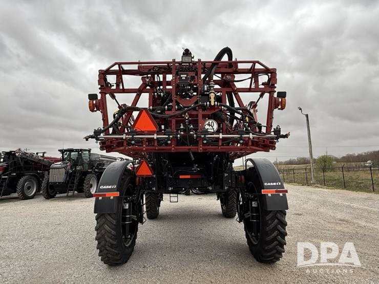 2020-case-ih-trident-5550-image-4