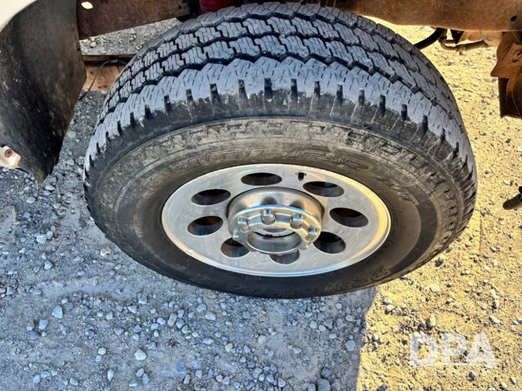 2006-ford-f350-xlt-image-38