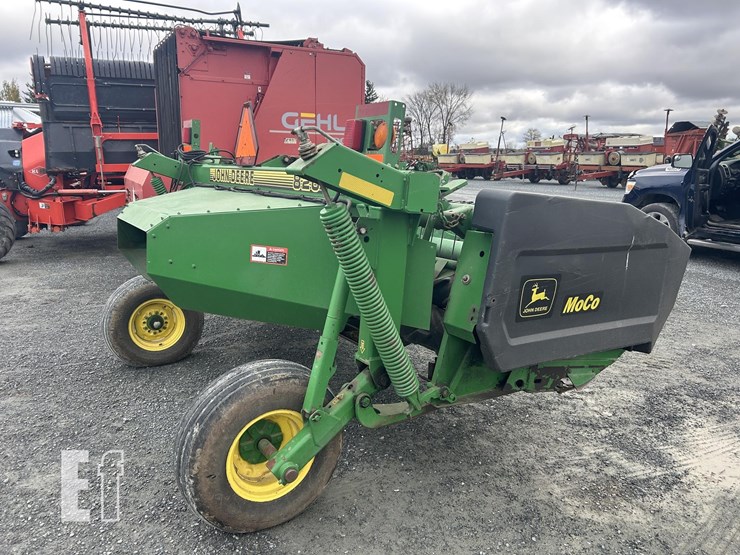 john-deere-820-image-7
