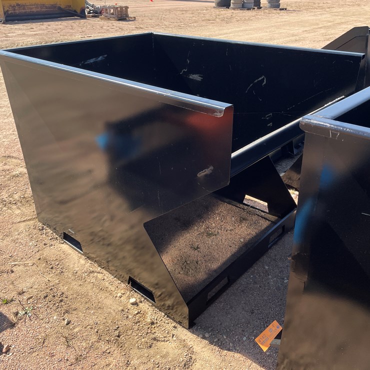 #4141 • 2 Yard Trash Hopper Attachment