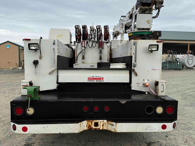 2007-ford-f550-image-4