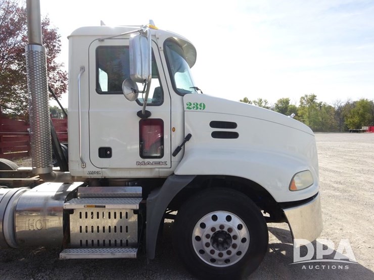 2014-mack-pinnacle-truck-(pz13988,-unit-239)-image-72