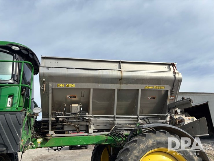 2019-john-deere-r4038-image-18
