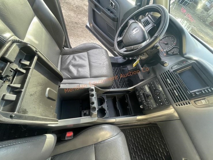 2005-honda-pilot-image-22