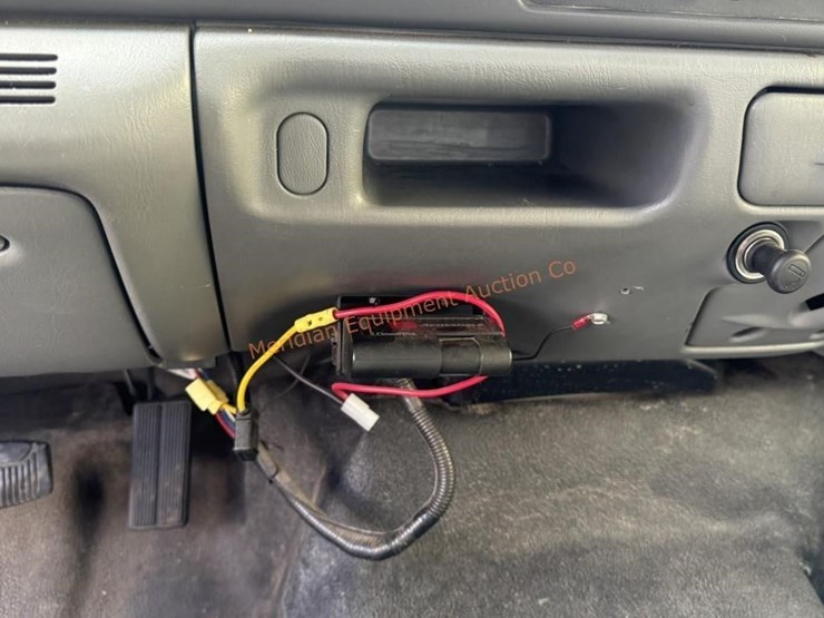 2004-ford-f350-image-39