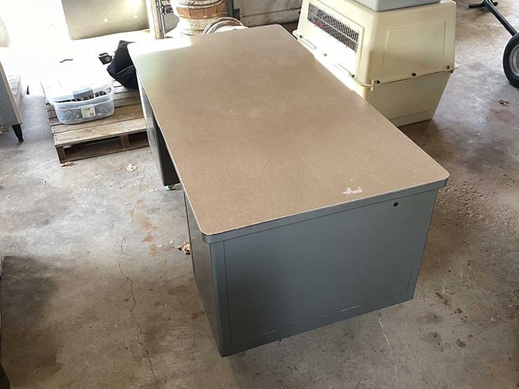 #6624-•-office-desk-image-5