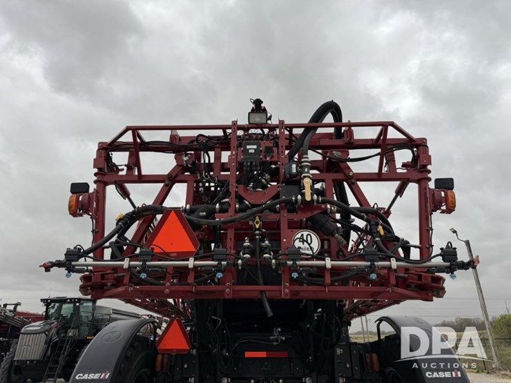 2020-case-ih-trident-5550-image-16