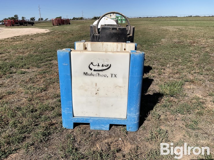 snyder-454l/120-gallon-liquid-fertilizer-poly-shuttles-image-8