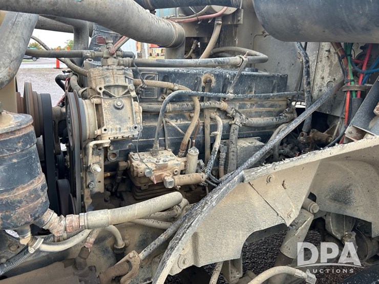 1992-international-9400-image-27