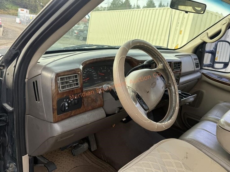 2002-ford-f250-lariat-image-34