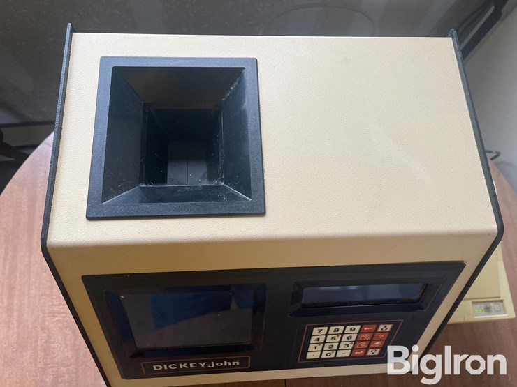 dickey-john-gac2000-grain-analysis-computer-image-12