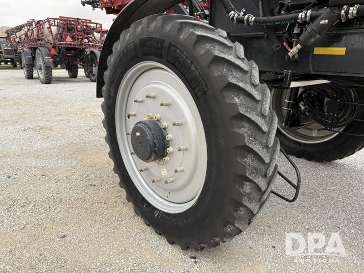 2020-case-ih-trident-5550-image-12