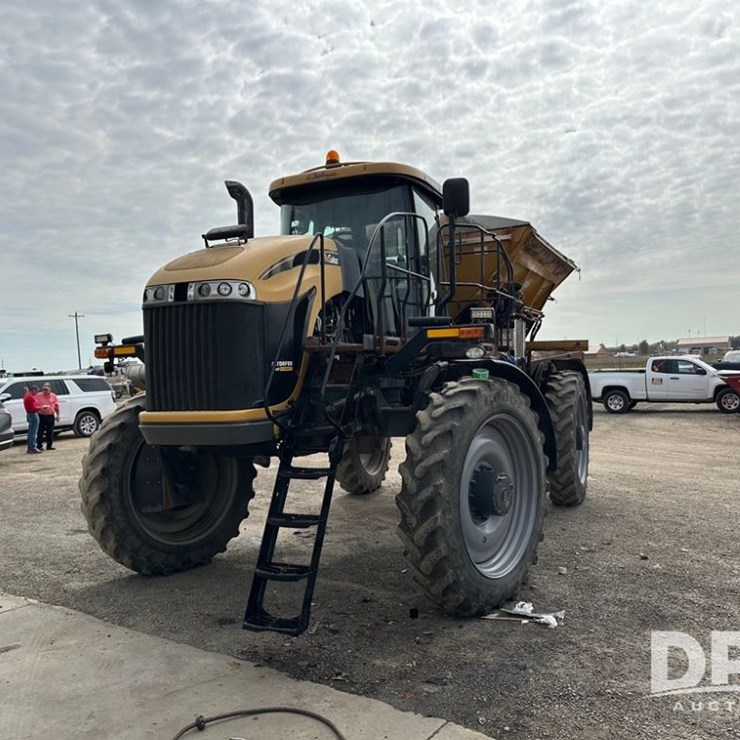 2015 AG-CHEM RG1100B