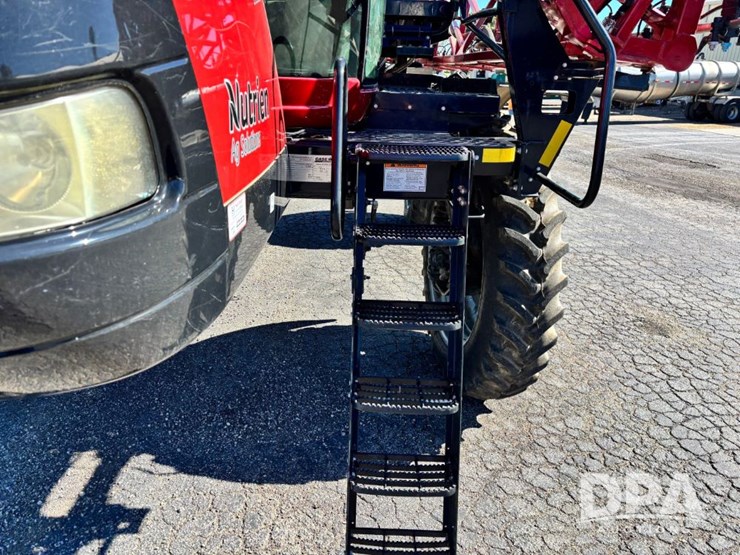 2020-case-ih-patriot-4440-image-90