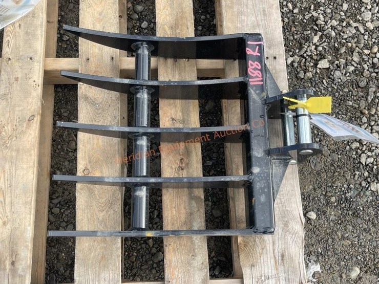 ir-mini-excavator-rake-image-1