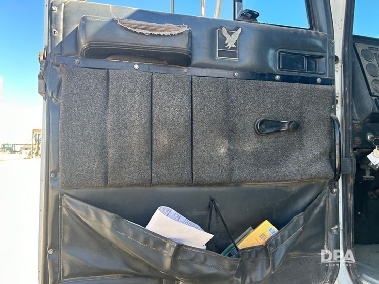 1991-international-9400-image-33