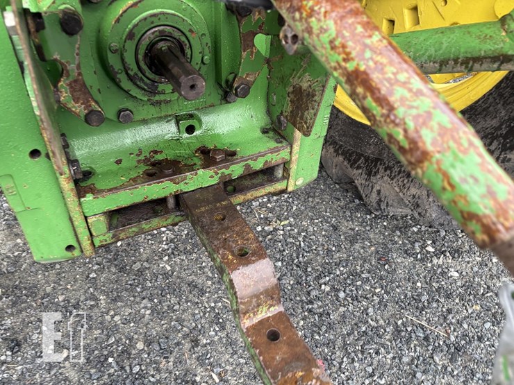 1983-john-deere-2950-image-14