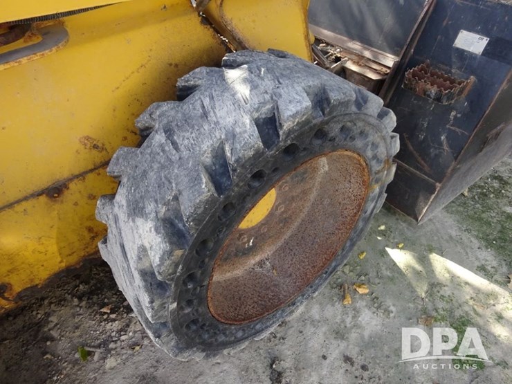 john-deere-320-skid-steer-(pz13998,-unit-343361)-image-23