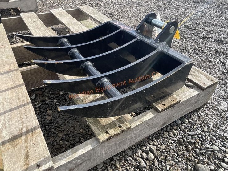 ir-mini-excavator-rake-image-5