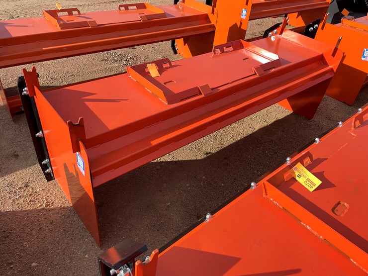 #4069-•-8'-hd-snow-pusher-attachment-image-1