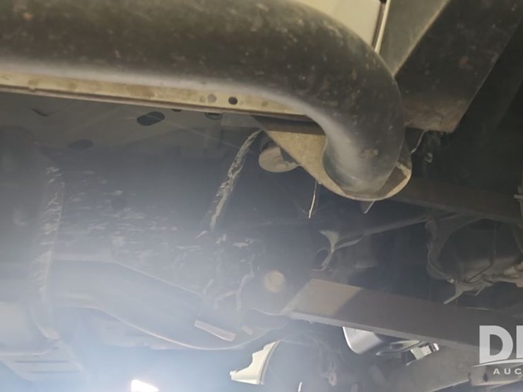 2015-dodge-ram-5500-image-24