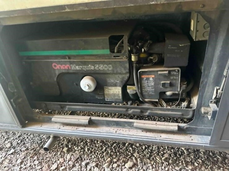 1998-pace-arrow-motor-home-image-2