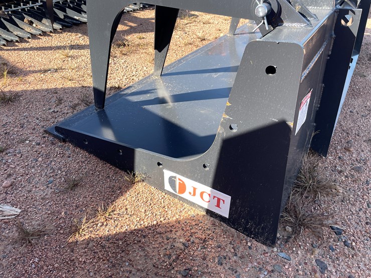 #4083-•-84"-smooth-faced-grapple-bucket-attachment-image-3