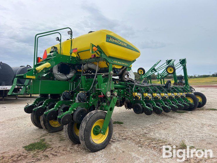 2012-john-deere-1770nt-ccs-image-5