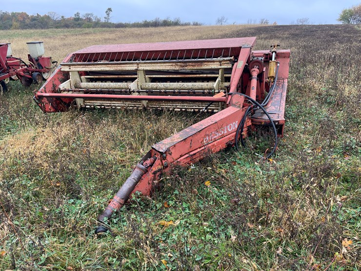 hesston-1090-image-1