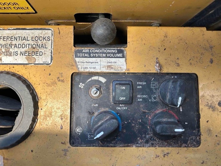 2013-tigercat-720e-image-37