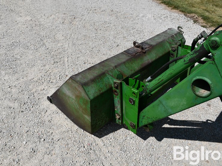1977-john-deere-2440-image-12