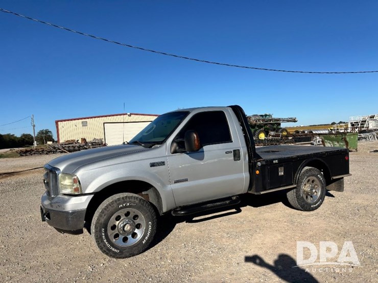 2006-ford-f350-xlt-image-14