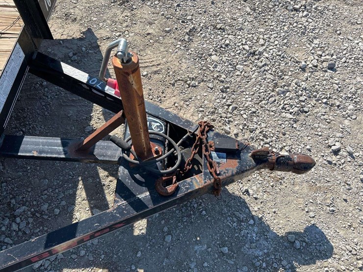 2003-big-tex-10pi-16ft.-t/a-pipe-top-utility-trailer-image-5