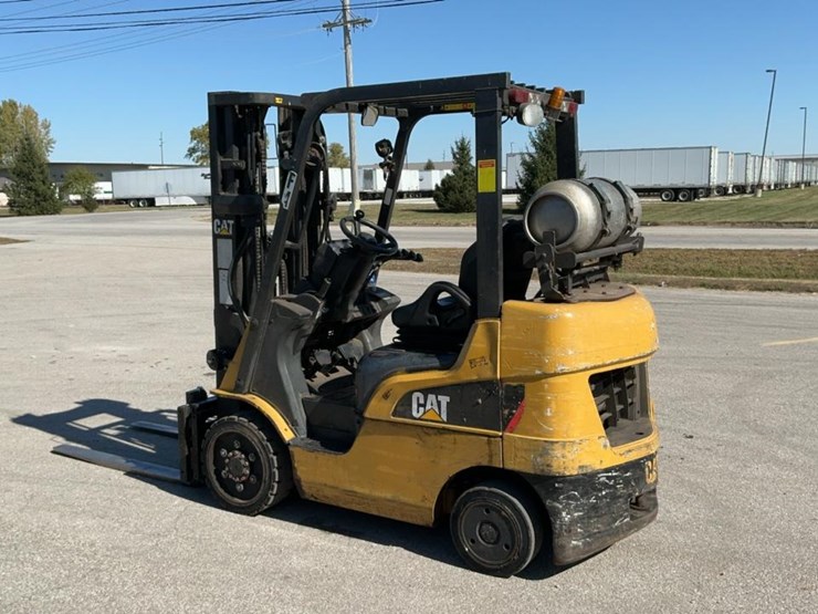 caterpillar-c5000-image-3