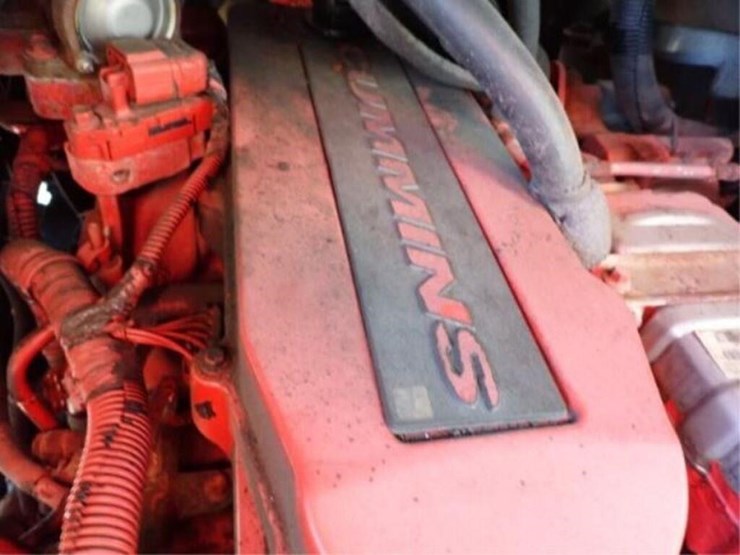 2015-freightliner-mt55-image-58