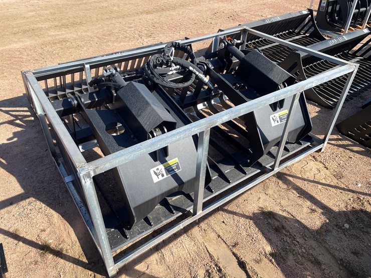 #4112-•-72"-rock-grapple-bucket-attachment-image-1