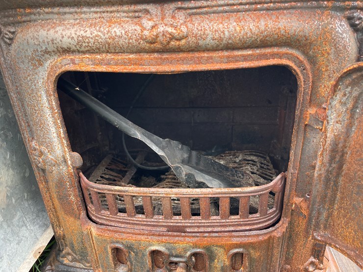 #9618-•-wood-stove-image-10