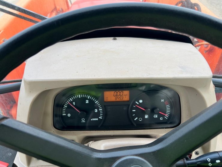 kubota-m7040-image-23