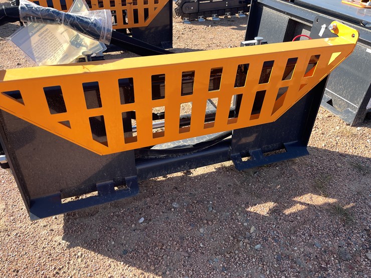 #4091-•-wolverine-pallet-fork-hydraulic-adjustable-attachment-image-2