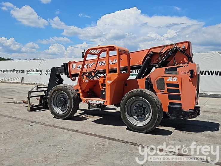 2018-sky-trak-6042-image-3