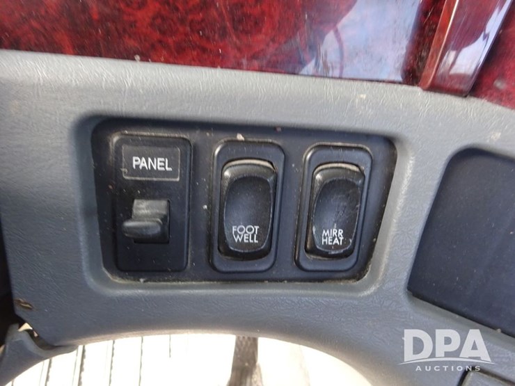 2018-freightliner-coronado-day-cab-glider-truck-(pz13985,-unit-775)-image-107