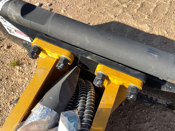 #4093-•-wolverine-hydraulic-breaker-attachment-image-14