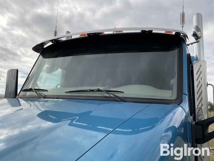 2020-peterbilt-579-image-11