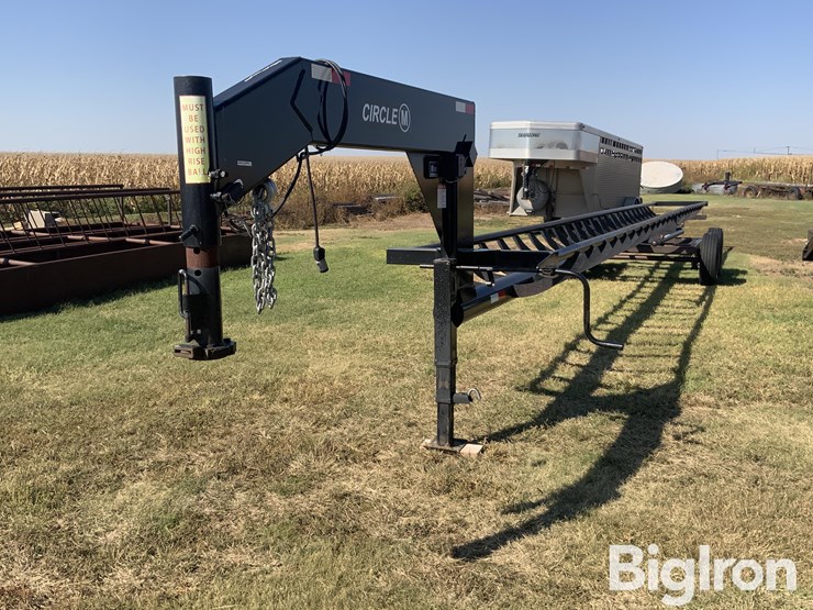 2021-circle-m-8-bale-t/a-retriever-trailer-image-1